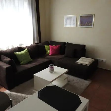 Saint Denis فندق 2*