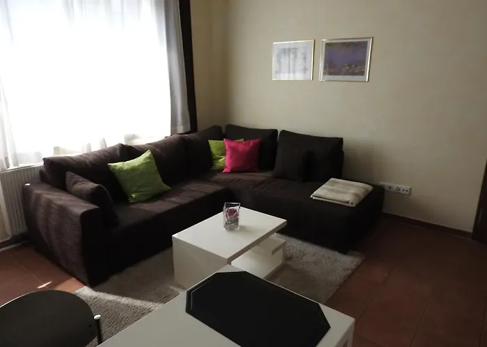 Saint Denis Hotel 2*