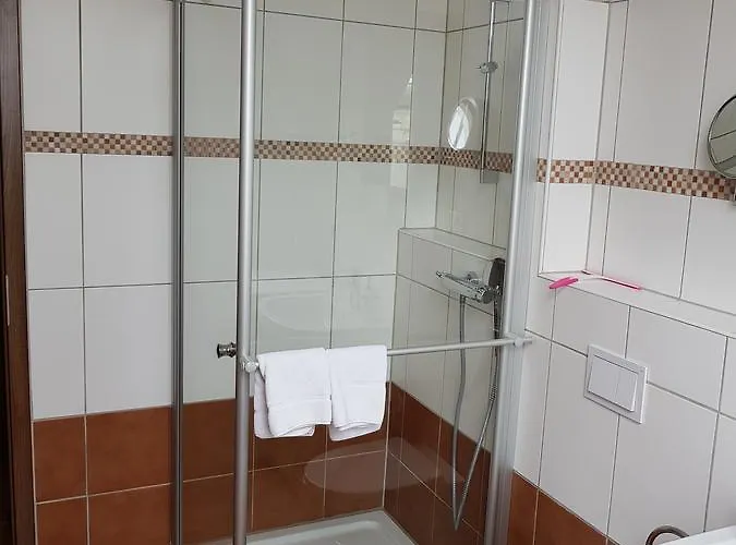 Saint Denis 2* Krefeld